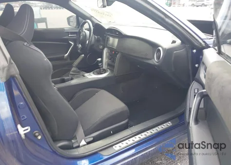 2019 Toyota 86 из США, поврежденный, VIN JF1ZNAA12K9703058